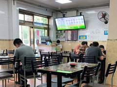 大堂-春雨羊汤店(广开四马路总店)