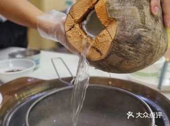 被这yq闹得 如今别说东南亚 连去个海南都费劲