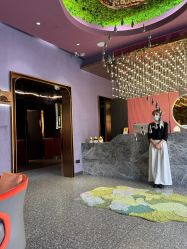 -花隐·美芙炫海菲秀皮肤管理中心