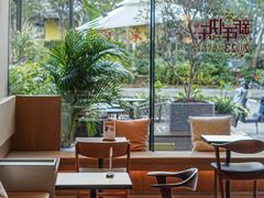 -Peet's 皮爷咖啡(海雅缤纷城店)