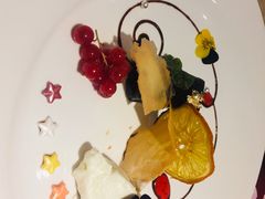 -亮马河饭店翠雅咖啡厅