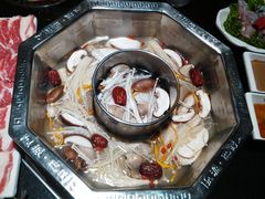 -陆派巴倒烫火锅(城东店)