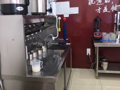 -沪上阿姨·精选茶饮(惠山万达店)