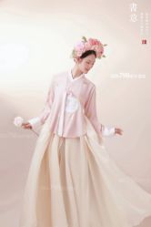 -798婚纱摄影·原创定制品牌店