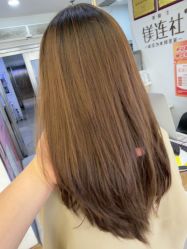 -镁连社·美联社