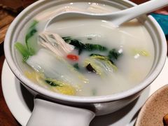 无油鱼汤腐竹煮时蔬-大树餐厅(益田假日店)