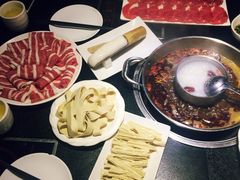 -重庆小天鹅火锅(中商广场店)