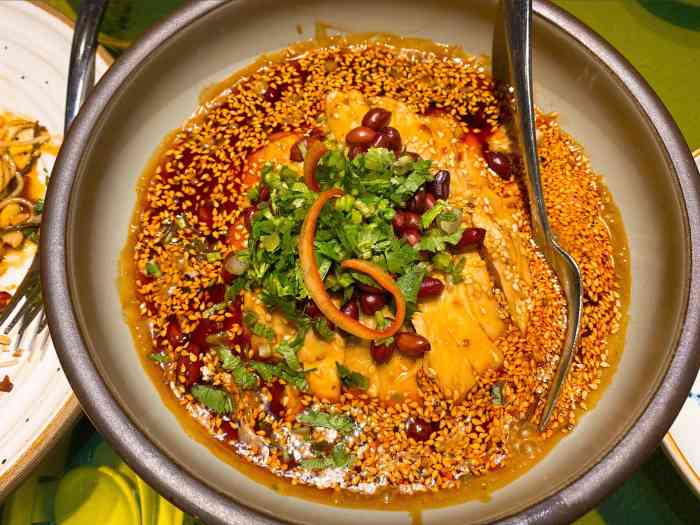 辛香汇(南京新街口店)-"沪上传奇般的辛香汇,在南京来了分店.菜品.