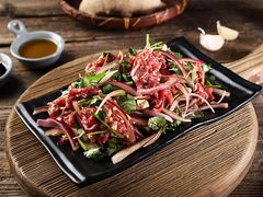 炙烤牛肉-赤铁扒拉锅·烤串·烤鸽子