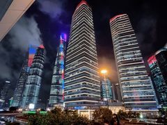 -陆家嘴空中步行连廊