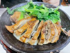 卤鸭腿煲仔饭-桂林米粉(蓝旗营店)