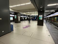 -平安里(地铁站)