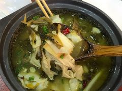 -周鱼小馆石锅酸菜鱼(活力汇店)