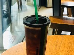 -星巴克(杭州西湖银泰1F店)