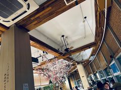 -蜜桃餐厅·伴山(湖滨商业街店)