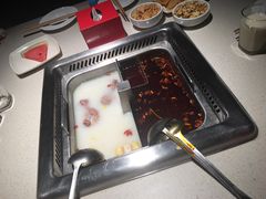 -海底捞火锅鲜切牛肉主题店(长寿路店)