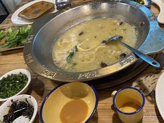 -颜氏双江清水鱼一养身火锅(磁器口店)