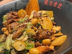 -风光老灶麻辣香锅(大成路翠微百货店)