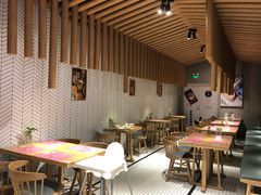 大堂-炖物24章·顺时轻养茶(杭州保利时光里店)
