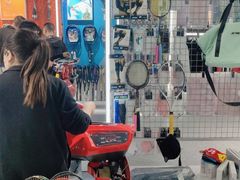 -YONEX苗江运动城(源深店)