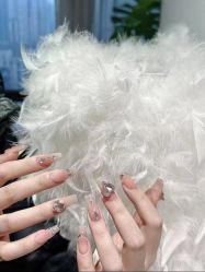 -悦指间美甲美睫