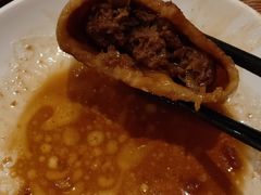 -清真吴记门钉肉饼·喜多利
