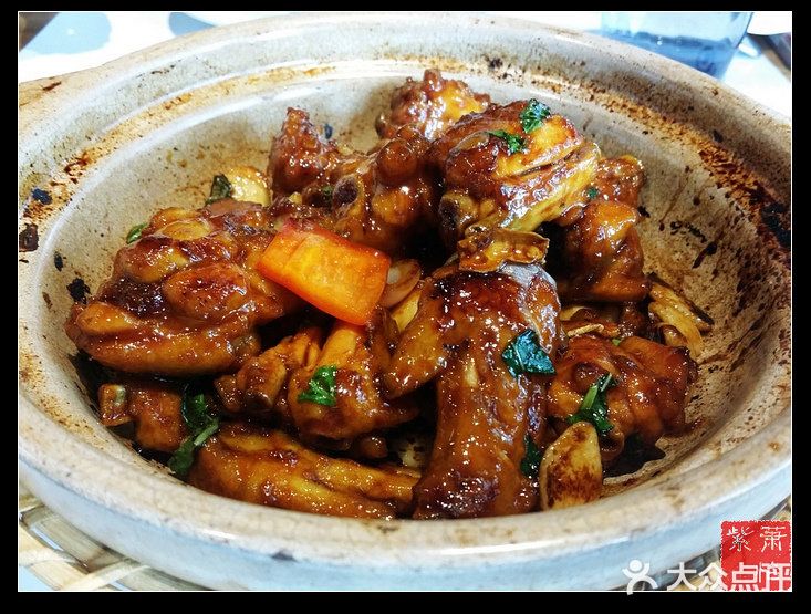 有璟阁·新派粤菜(通盈中心店)金不换焗三杯鸡图片