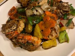 -J Daeng Seafood