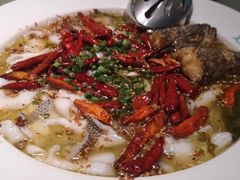 -姚姚酸菜鱼·金戈戈香港豉油鸡(喜荟城联名店)