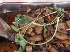 -沈姐万州烤鱼(沙坪坝七中店)