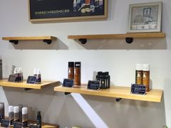 -爱革·奢品·鞋包·衣物·家居(博荟广场店)