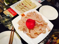 -佬土鹅肠火锅(中建大观店)
