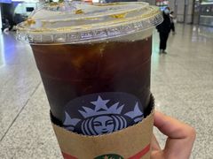 -星巴克(上海虹桥站2A检票口)