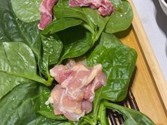 -红鼎豆捞·非遗鲍皇汤火锅(宝丰路店)