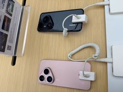 -华为授权体验店(中山公园来福士)