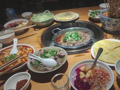 -大众跷脚牛肉馆·非遗传承单位(峨眉山店)