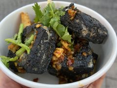 -黑色经典臭豆腐·湖南特产(步行街店)