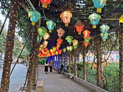 -龙凤山庄影视度假村