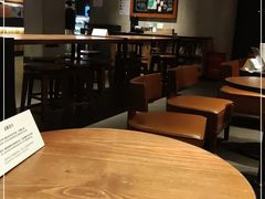 大堂-星巴克(枣阳路店)