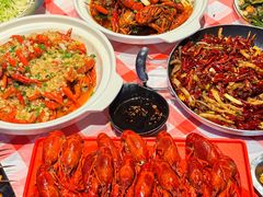 -肥小宝·金牌油焖大虾(襄阳龙虾地标店)