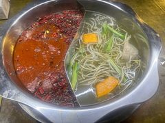 -储奇门鳝鱼火锅(总店)