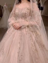 -艾米丽婚纱礼服