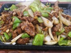 顶级铁板黑椒牛柳-桃子餐厅·天津菜(红星路直营店)