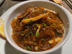 沙蒜烧豆面-新荣记(BFC外滩金融中心店)