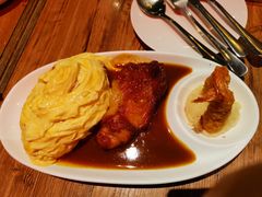 -玛格萝妮(汇智国际商业中心店)