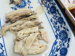 -陇上全荟兰州传统牛肉面(延吉路店)