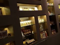 -Let’s Relax Spa(Terminal 21 Asok)