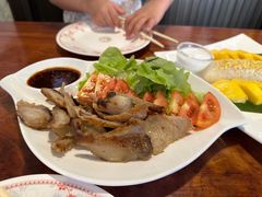 -Dang restaurant (patong phuket)