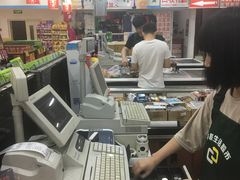 -华联生活超市(德外店)