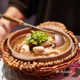 隐藏在大型超市里的正宗新加坡牛蛙煲，一口惊艳！